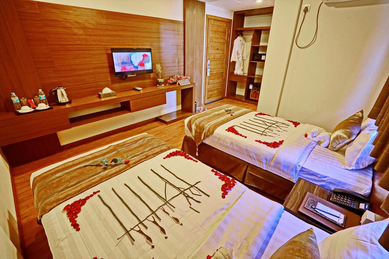 Sanctuary Hotel Мандалай Экстерьер фото