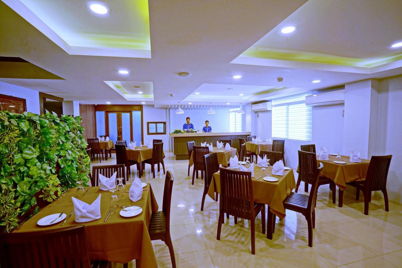 Sanctuary Hotel Мандалай Экстерьер фото